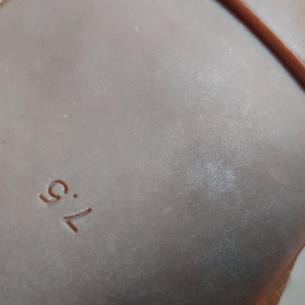 Tory Burch Tan Sandals, GUC SZ 7.5 - Picture 11 of 13